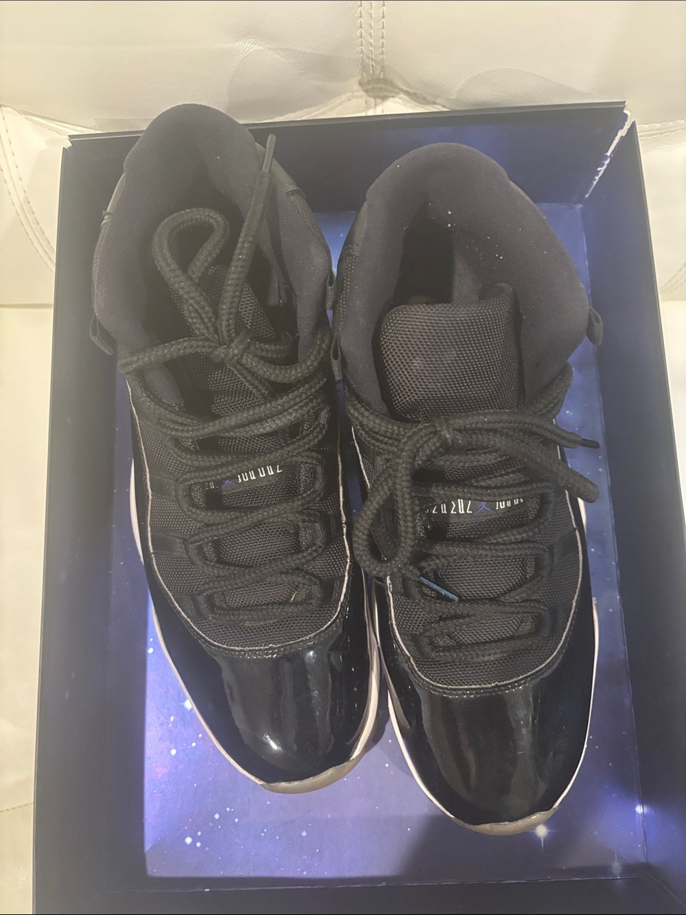 Jordan Men's Low-Top Sneakers in Black and White